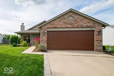 1004 Canary Creek Dr, Franklin, IN 46131
