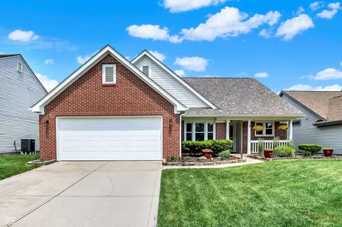 10530 Prestbury Dr, Indianapolis, IN 46236