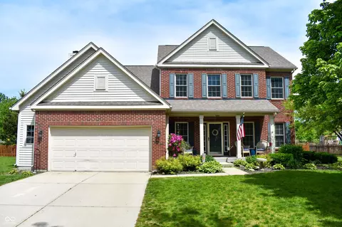 8832 Weather Stone Xing, Zionsville, IN 46077