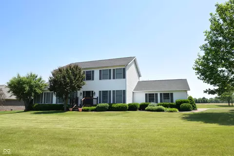 926 S Fairway Dr, Crawfordsville, IN 47933