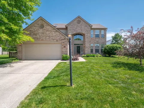 547 Torrey Ct, Avon, IN 46123