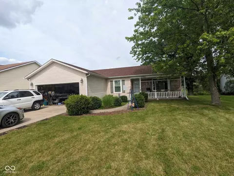 12865 N John Charles Ct N, Camby, IN 46113
