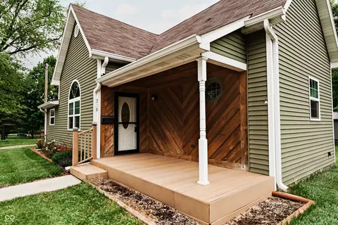 310 N Market St, Thorntown, IN 46071