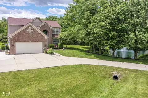 12613 Walrond Rd, Fishers, IN 46037