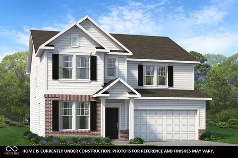 242 Ambassador Dr, Pittsboro, IN 46167
