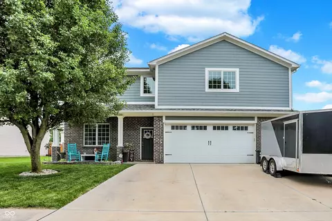 767 Booneway Ln, Bargersville, IN 46106
