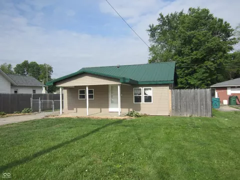 2421 Cherrywood Ave, New Castle, IN 47362
