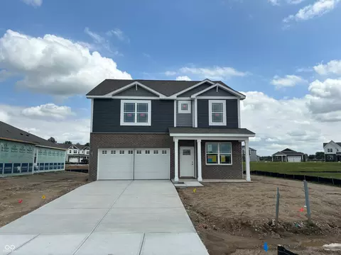 5855 Handbell Ln, Greenwood, IN 46143