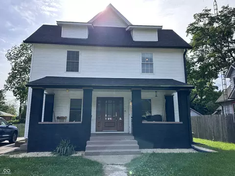 370 N Sycamore St, Martinsville, IN 46151