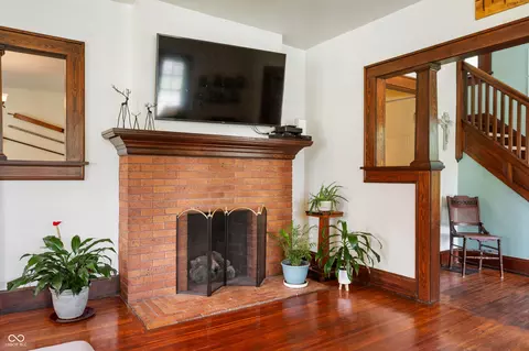 Living - 3330 Five Points Rd, Indianapolis, IN 46239 photo 2 of 2