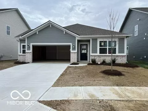 2201 Dixon Creek Dr, Whitestown, IN 46075