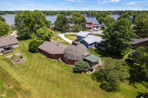 246 Mill, Coatesville, IN 46121