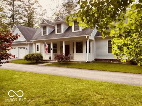 2333 S 900 E, Zionsville, IN 46077