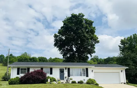 9043 Hidden Valley Ln, Brookville, IN 47012