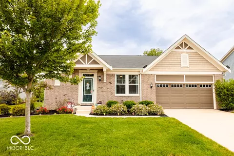 6506 W Treeline Ln, Mccordsville, IN 46055