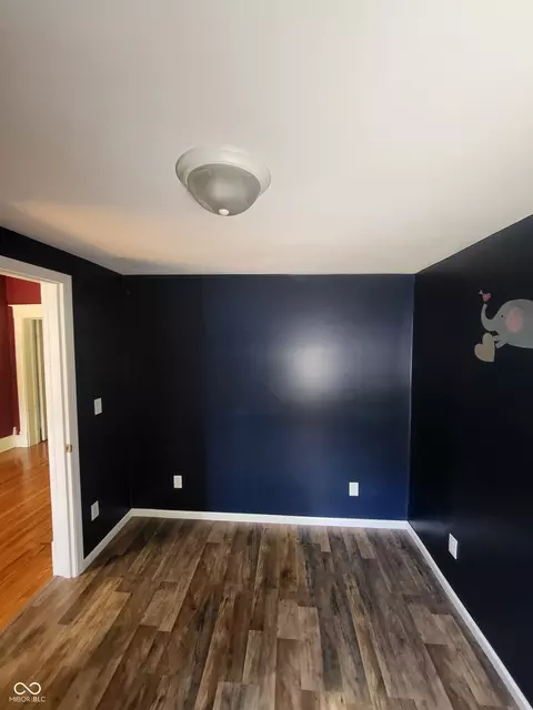 Bedroom - 715 5th St, Covington, IN 47932 photo 6 of 10