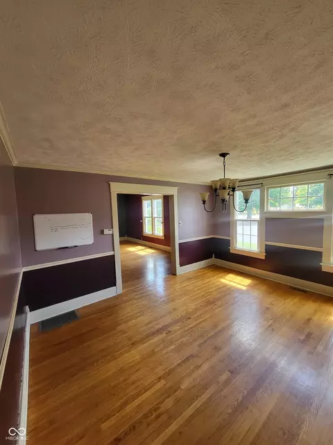 Dining - 715 5th St, Covington, IN 47932 photo 1 of 1