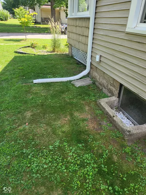 Exterior - 715 5th St, Covington, IN 47932 photo 2 of 10