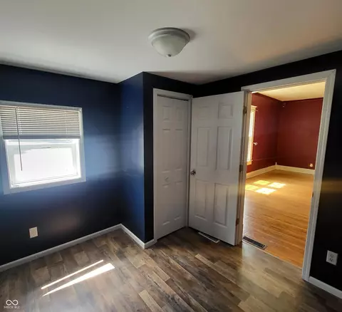 Bedroom - 715 5th St, Covington, IN 47932 photo 4 of 10