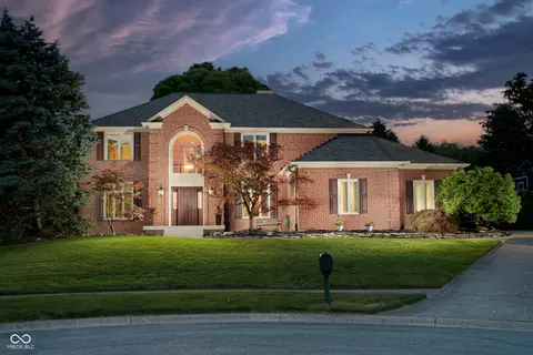 10689 Evergreen Pt, Fishers, IN 46037