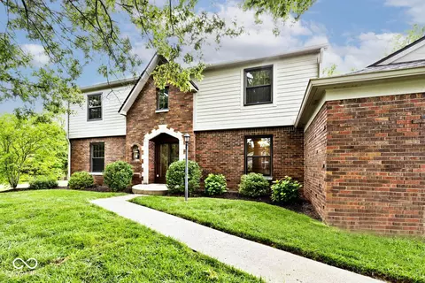 6414 Kingswood Dr, Indianapolis, IN 46256