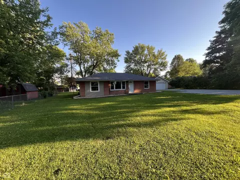3209 E 5th St, Anderson, IN 46012 photo 2