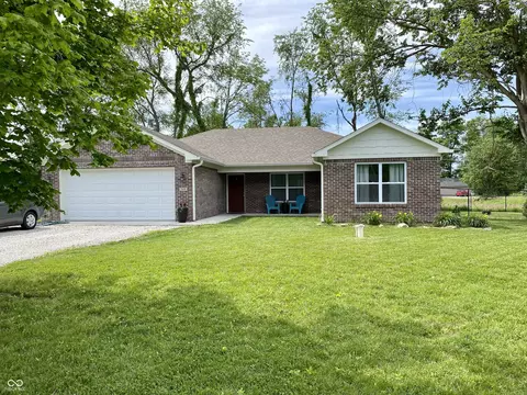 169 Patriots Lndg, Fillmore, IN 46128