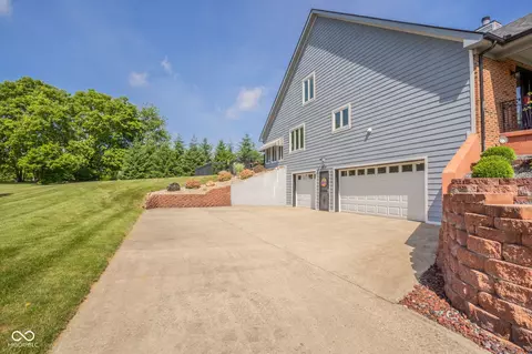 Exterior - 1013 Gray Squirrel Dr, Pendleton, IN 46064 photo 9 of 20