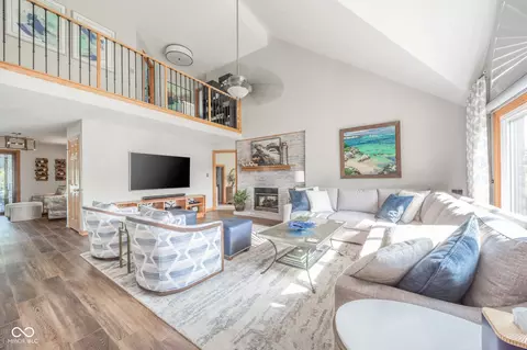 Living - 1013 Gray Squirrel Dr, Pendleton, IN 46064 photo 1 of 10