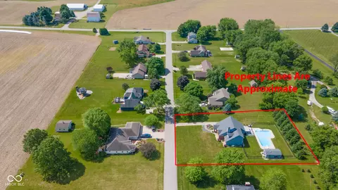 View/Area - 1013 Gray Squirrel Dr, Pendleton, IN 46064 photo 2 of 4