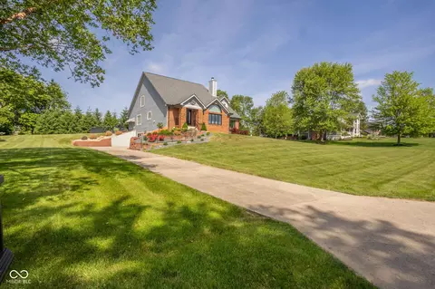 Exterior - 1013 Gray Squirrel Dr, Pendleton, IN 46064 photo 8 of 20