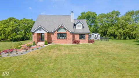 Exterior - 1013 Gray Squirrel Dr, Pendleton, IN 46064 photo 2 of 20