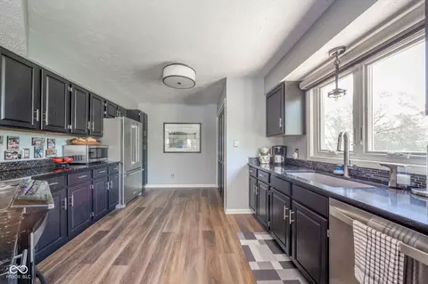 Kitchen - 1013 Gray Squirrel Dr, Pendleton, IN 46064 photo 1 of 5