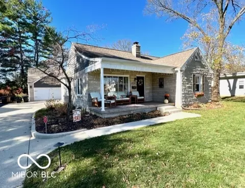 2724 Lafayette Ave, Columbus, IN 47201