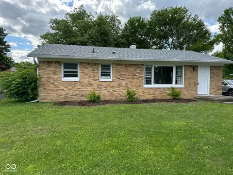 664 Sunset Blvd, Greenwood, IN 46142