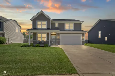 1173 Station Dr, Greenwood, IN 46143