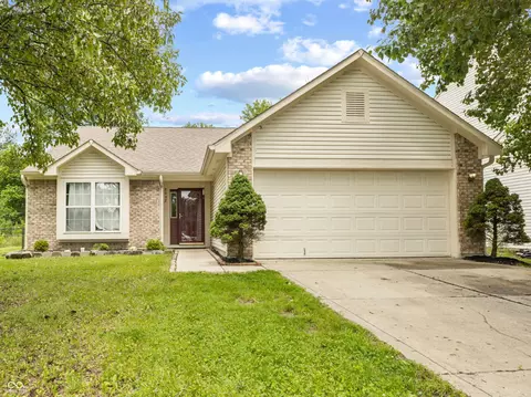 8042 Chesterhill Way, Indianapolis, IN 46239