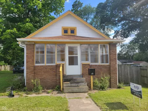 1071 E Hanna Ave E, Indianapolis, IN 46227