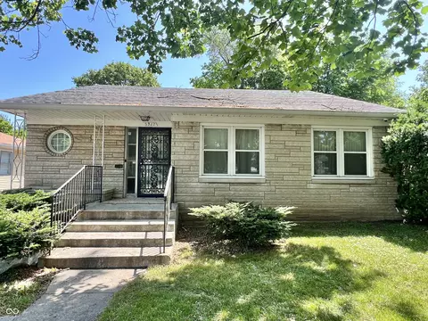 5917 Carrollton Ave, Indianapolis, IN 46220