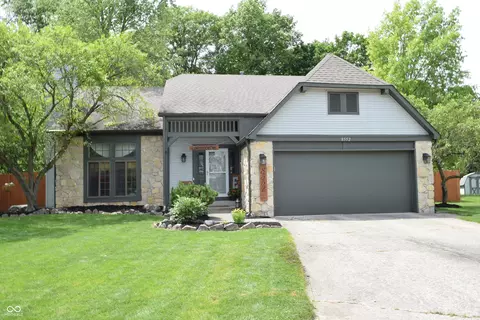 8552 Summertree Ln, Indianapolis, IN 46256
