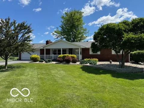 5045 Jonesville Rd, Columbus, IN 47201