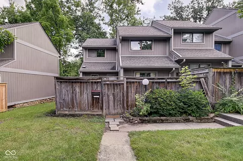 4253 Foxglove Trce, Indianapolis, IN 46237