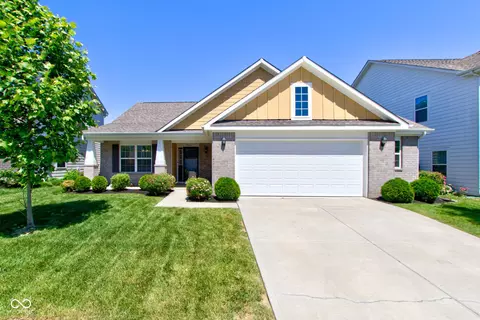 5046 Castamere Dr, Noblesville, IN 46062