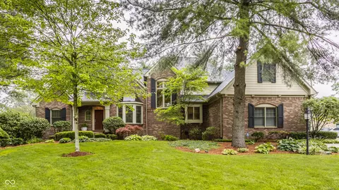 7510 Pine Valley Ln, Indianapolis, IN 46250