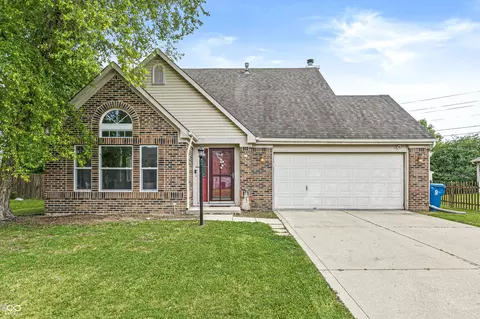 6481 Decatur Cmns, Indianapolis, IN 46221