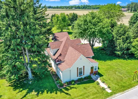 6995 W Division Rd, Tipton, IN 46072