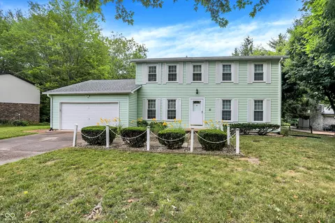 439 Shady Ln, Greenwood, IN 46142