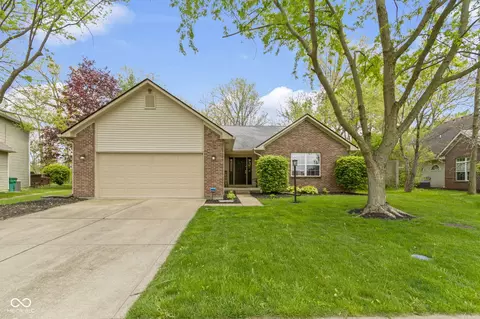 11255 Red Fox Run, Fishers, IN 46038
