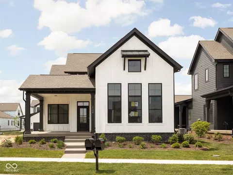 17358 Newton Main St, Westfield, IN 46074