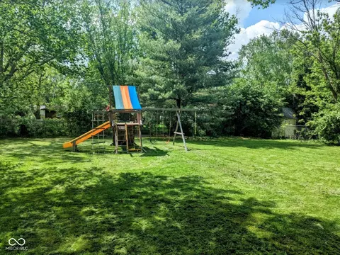 Exterior - 123 E Central Way, Pendleton, IN 46064 photo 5 of 5